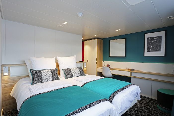 Upper Deck 1 Bed Single Cat A